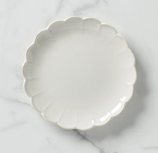 LENOX LUNCHEON FRENCH PERLE SCALLOP SALAD ACCENT PLATE WHITE PORCELAIN 9