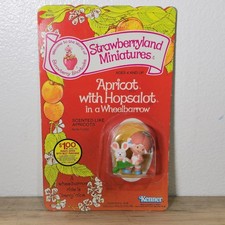 Vintage 1982 Strawberry Shortcake Miniatures Apricot Hopsalot Wheelbarrow MOC picture