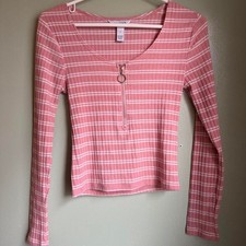 Arizona Women's Pink Shirt picture