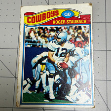 1977 Topps Roger Staubach #45 Dallas Cowboys HOF QB Vintage Football Card picture