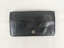 Vintage CHANEL Leather Black Bifold Wallet Classic Purse Made in France. picture