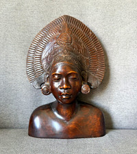Vintage hand-carved Balinese wooden bust, Janger dancer, mid 20th century picture