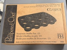 The Pampered Chef Stoneware 12Cup MuffinPan 1465 MadeUSA Sand  NIB  picture