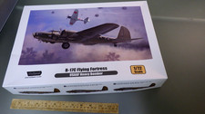 WOLFPACK 1/72 USAAF B-17C FLYING FORTRESS Bomber Airplane Model Kit in Box New picture