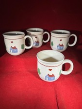 Set Of 4 Vintage Country Cottage Ceramic Coffee Mugs Heart & House Design   24-4 picture