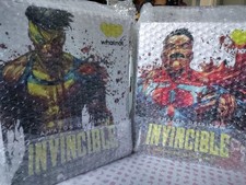 Invincible & Omni-Man Action Figure Set Tyler Kirkham Battle Damage Whatnot picture