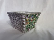 Herend Hvngary Basket  7296/C Queen Victoria picture