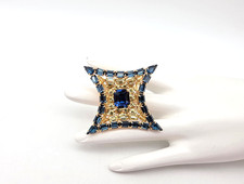DESIGNER SIGNED KRAMER OF NY RECESSED BLUE/YELLOW RHINESTONE VINTAGE PIN/BROOCH picture