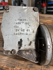 Jaguar XKE wiper motor picture