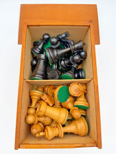 Vintage E.S. Lowe Hand Carved Imported Chessmen France Chess Set 1950's Wood Box picture