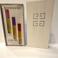 Givenchy Very Irresistible Eau de Toilette Spray Mini 0.26 fl oz / 8 mL picture