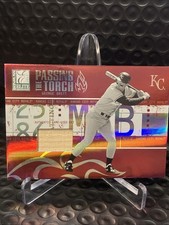 2005 Donruss Elite - Passing the Torch George Brett #PT-14 Bats /150 GAME USED picture