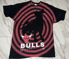Vintage 90s Chicago Bulls Salem Sportswear AOP NBA T-Shirt XL Distressed picture
