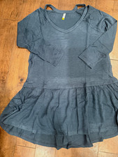 Tulip B blue Solid Knit Tunic Top V-Neck 3/4 Sleeve Ruffle Hem M JD6049F7 picture