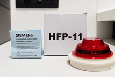NEW ORIGINAL SIEMENS HFP-11 FIRE ALARM SMOKE HEAT DETECTOR picture