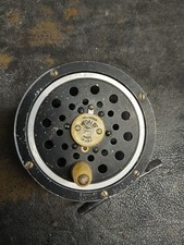 Vintage Pflueger Medalist No. 1494 Fly Fishing Reel picture