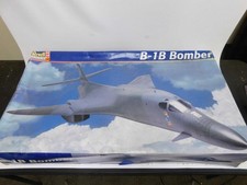 1/48 Revell USAF Rockwell B-1B Lancer Bone Jet Bomber Plastic Model Kit Complete picture