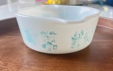 Vintage Pyrex 