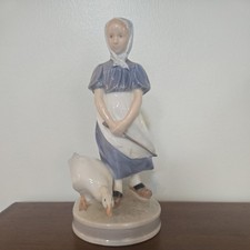 VTG Royal Copenhagen Goose Girl Figurine Porcelain #527 Christian Thomsen picture
