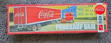 AMT 1109 Coca-Cola Fruehauf Van Trailer Model Kit 1/25 Scale SEALED picture