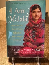 I Am Malala - Malala Yousafzai - 1st Printing - HCDJ - 2013 (Young Adult Ed.) picture