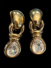 Vintage AGATHA PARIS teardrop  Yellow Goldtone Clip Earrings Signed picture