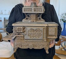 ULTIMATE TOY STOVE 1895 J.E. Stevens Cast Iron Rival Child's Stove picture
