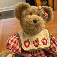 Boyds Bears T.J.'s Best Dressed Cora B. Applesmith Plush Bear 14in Tags picture