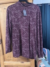 Torrid Women's Top Size 2X picture