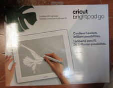 Cricut BrightPad Go Cordless LED Light Pad picture