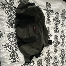 Vintage Eastpak Green/Black Duffle Bag Zip Closure Adjustable Shoulder Strap picture