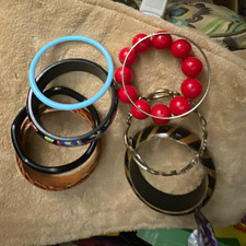 Mixed Lot 6 Women’s Fashion Bangles & Bracelets Plastic/Wood Multicolor picture