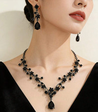 JEWELRY SET-3 Pieces Vintage Style BLACK Necklace and Earrings picture