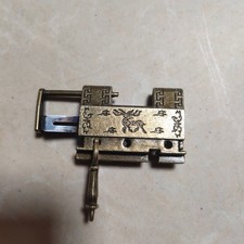 Antique pure copper lock picture
