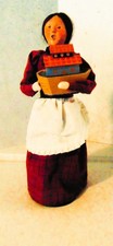 Byers Choice Carolers Woman with Ark 2006 picture