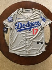 sNWT Shohei Ohtani Dodgers Men's Medium Gray Away Jersey Stitched #17 picture
