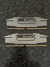 G.SKILL RipJaws V DDR4-3200 16GB (2x8GB) DIMM Desktop RAM picture