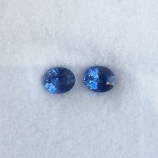 1.47 ct Natural Unheated Blue Sapphire Pair | Oval picture