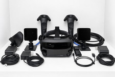 Valve Index PC VR Headset Full Kit w/ Vive Controllers, Base Stations, Extras picture