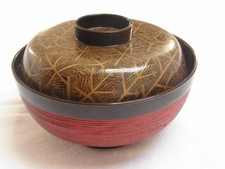 Antique Japanese lacquer chawan with cranes and pine twigs 1900-15 #4457 picture