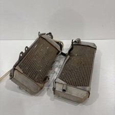 2013 - 2016 KAWASAKI KX250F OEM RADIATOR COOLANT COOLING HOUSING ASSEMBLY picture