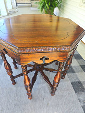 Octagonal parlor Side table. 1910s St. Johns Gable Company  Antique Walnut wood picture
