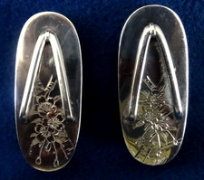 VINTAGE-JAPANESE- STERLING SILVER, SALT AND PEPPER -950-GEISHA SANDALS.  #4382. picture
