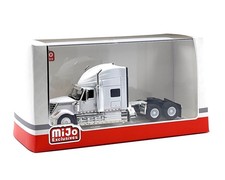 IXO Models 2010 International Lonestar White Mijo Exclusives 1/64 picture