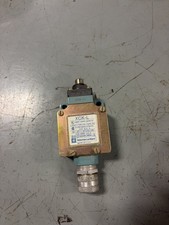 NEW NO BOX Telemecanique XCK-L Limit Switch ZCK-D21 picture