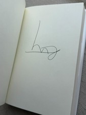 TALKING TO STRANGERS Malcolm Gladwell ~ FLAT SIGNED (not a label) 1st Edition HC picture