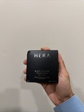 HERA New Black Cushion Latte SPF34 picture