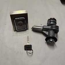 Volvo 740 760 Ignition Lock Switch With Key 1983-1989 OEM picture