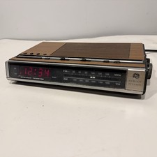 Vintage GE 7-4633C AM/FM Dual Alarm Clock Radio Woodgrain Digital LED picture