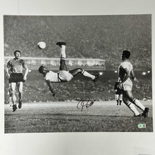 Autographed/Signed Pele Brazil 16x20 Photo Bicycle Kick Beckett BAS Auto picture